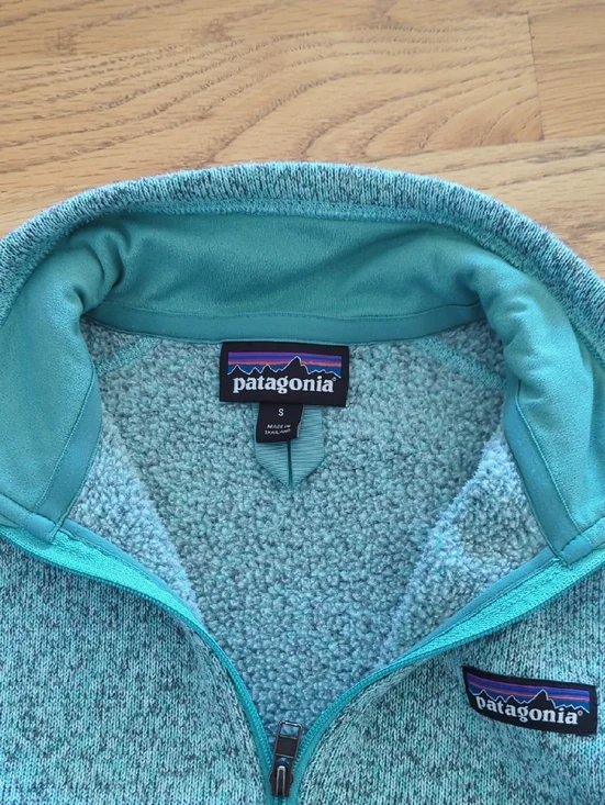 Patagonia Women’s Half-Zip Sweater - Picture 2 of 4